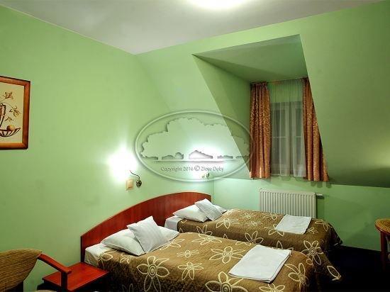 Hotel Zlote Deby Warschau Exterior foto